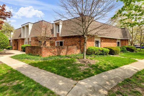 Photo of 1568 Lafayette Drive, Upper Arlington, OH 43220 (MLS # 226012527)