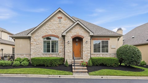 Photo of 3233 Armscote Road, Dublin, OH 43017 (MLS # 226033117)