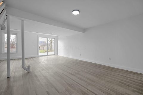 Tiny photo for 1545 Early Spring Drive, Lancaster, OH 43130 (MLS # 225044138)