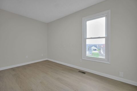 Tiny photo for 1545 Early Spring Drive, Lancaster, OH 43130 (MLS # 225044138)