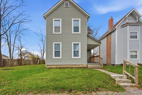 Photo of 323 W Park Avenue, Columbus, OH 43223 (MLS # 226012346)