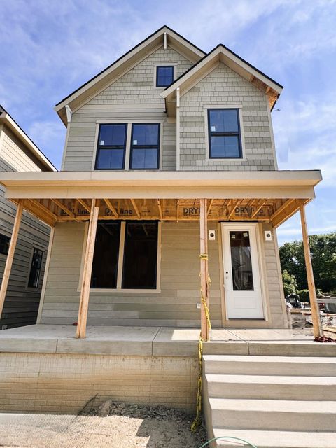 Homes For Sale - 122 Encore Park Bend<br/> Powell, OH 43065