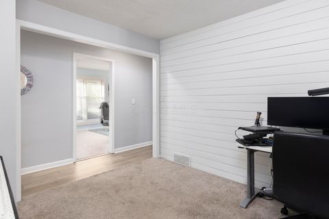 Tiny photo for 3806 Pine Meadow Road, New Albany, OH 43054 (MLS # 225043448)