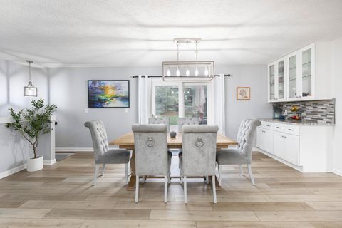 Tiny photo for 3806 Pine Meadow Road, New Albany, OH 43054 (MLS # 225043448)