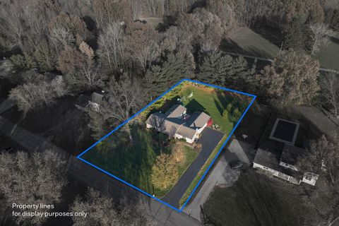 Tiny photo for 3806 Pine Meadow Road, New Albany, OH 43054 (MLS # 225043448)