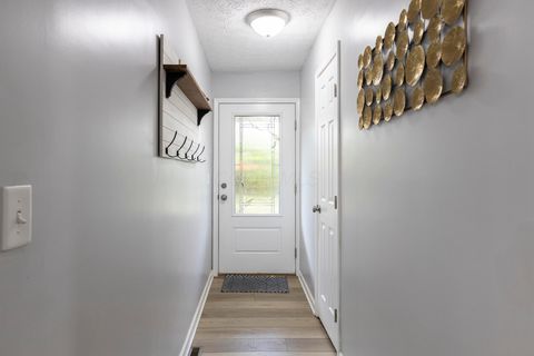 Tiny photo for 3806 Pine Meadow Road, New Albany, OH 43054 (MLS # 225043448)