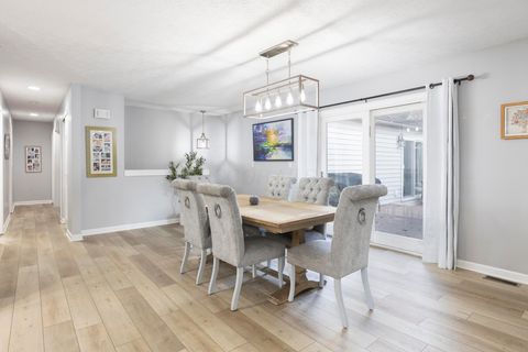 Tiny photo for 3806 Pine Meadow Road, New Albany, OH 43054 (MLS # 225043448)