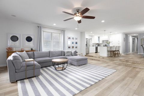 Tiny photo for 3806 Pine Meadow Road, New Albany, OH 43054 (MLS # 225043448)