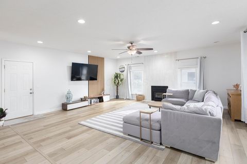 Tiny photo for 3806 Pine Meadow Road, New Albany, OH 43054 (MLS # 225043448)