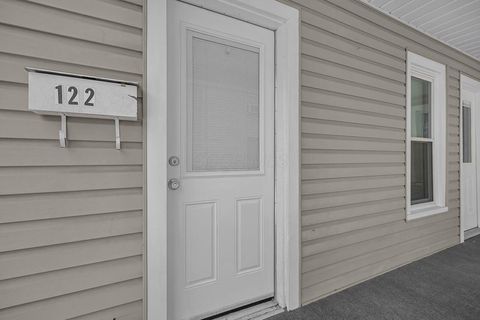 Tiny photo for 122 W Shields Street, Newark, OH 43055 (MLS # 226000936)