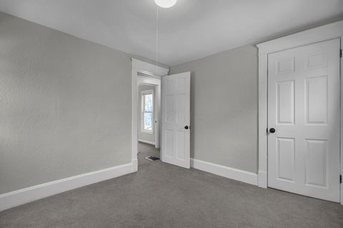 Tiny photo for 122 W Shields Street, Newark, OH 43055 (MLS # 226000936)