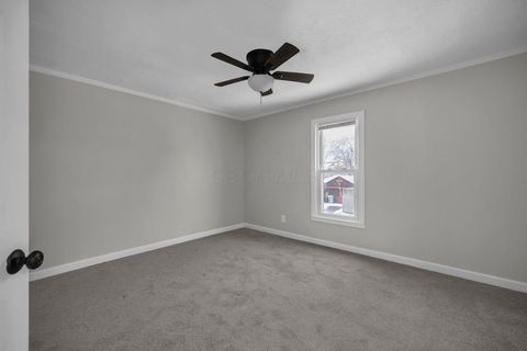 Tiny photo for 122 W Shields Street, Newark, OH 43055 (MLS # 226000936)