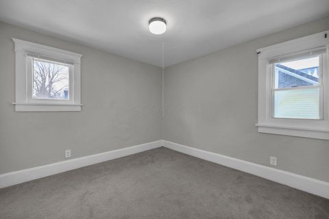 Tiny photo for 122 W Shields Street, Newark, OH 43055 (MLS # 226000936)