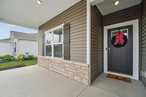 Photo of 410 Emily Drive, Plain City, OH 43064 (MLS # 226025141)