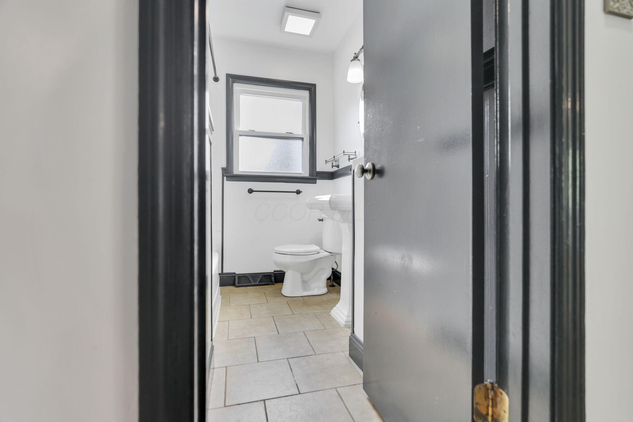 5290 Crawford Drive, Columbus, Ohio image 20