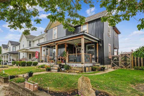 Photo of 639 E Chestnut Street, Lancaster, OH 43130 (MLS # 226025110)