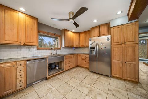 Tiny photo for 2696 Silver Street, Granville, OH 43023 (MLS # 226003068)