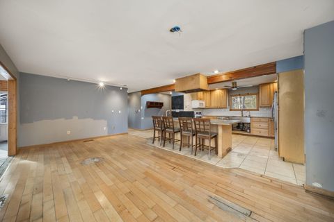 Tiny photo for 2696 Silver Street, Granville, OH 43023 (MLS # 226003068)