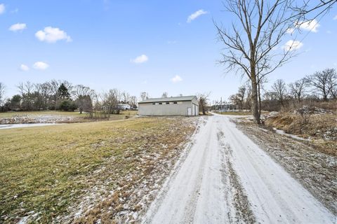 Tiny photo for 2696 Silver Street, Granville, OH 43023 (MLS # 226003068)
