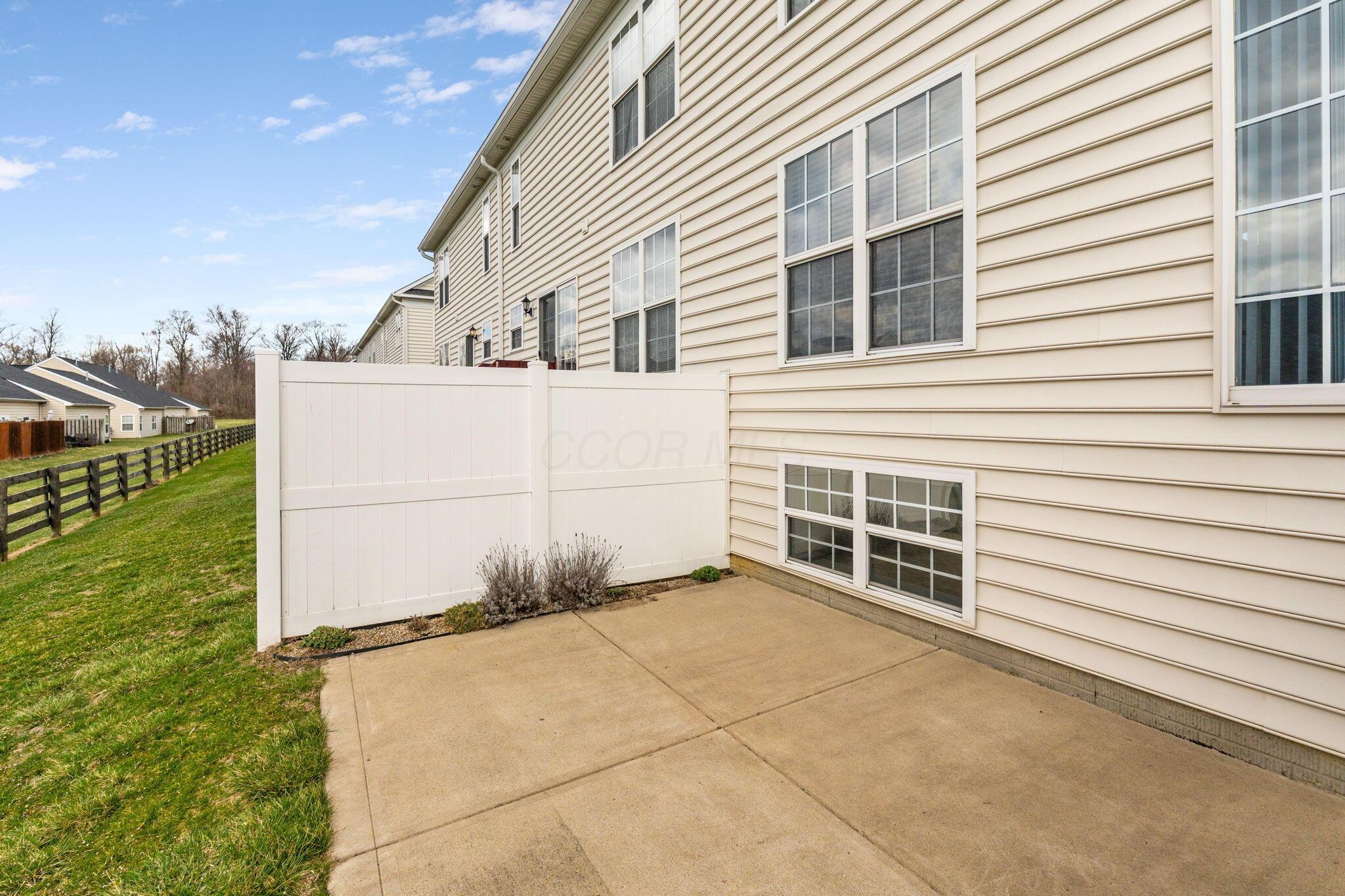 281 Hemlock Ravine Drive, Blacklick, Ohio image 48