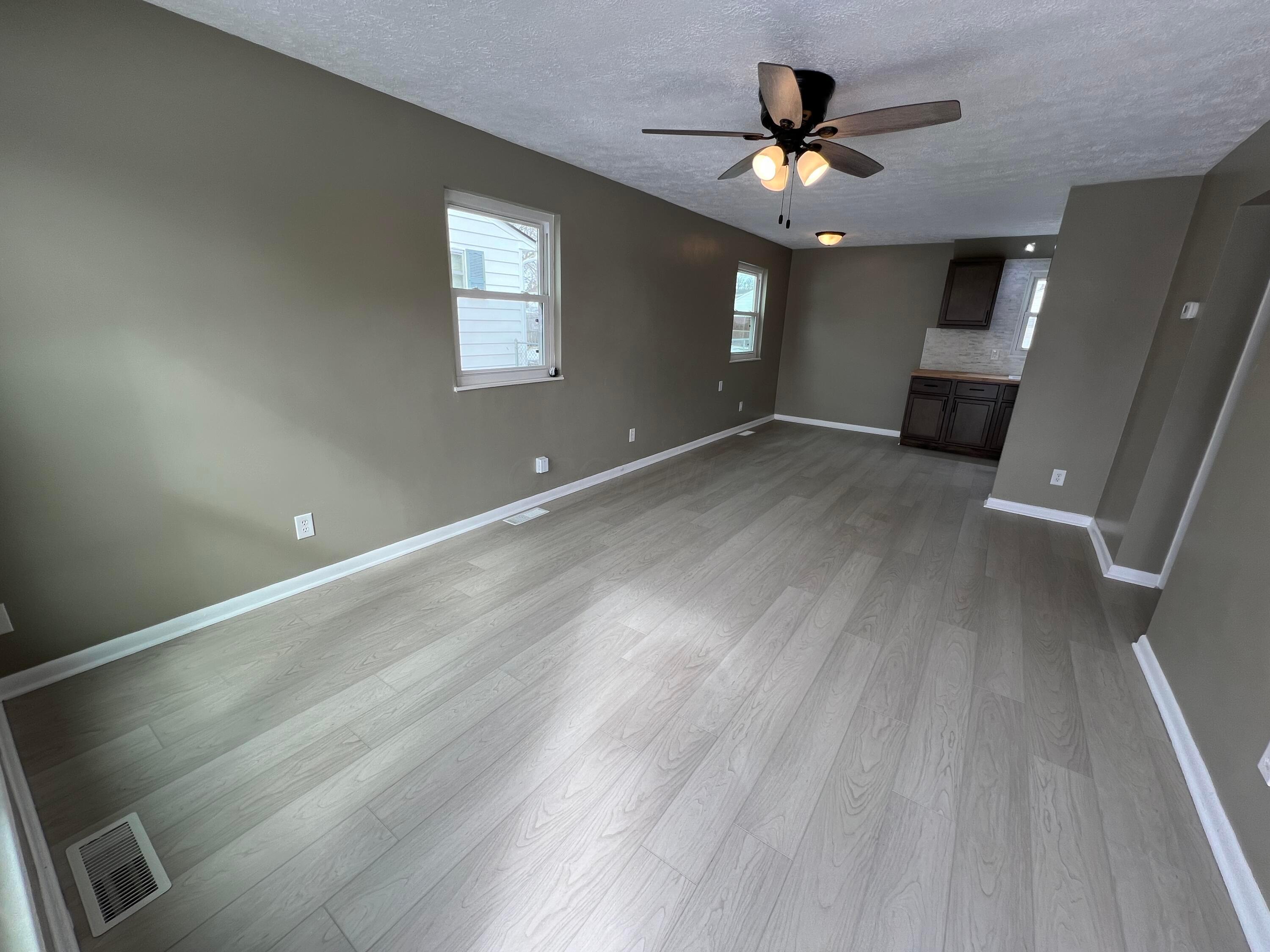 1707 Graylock Street, Lancaster, Ohio image 4