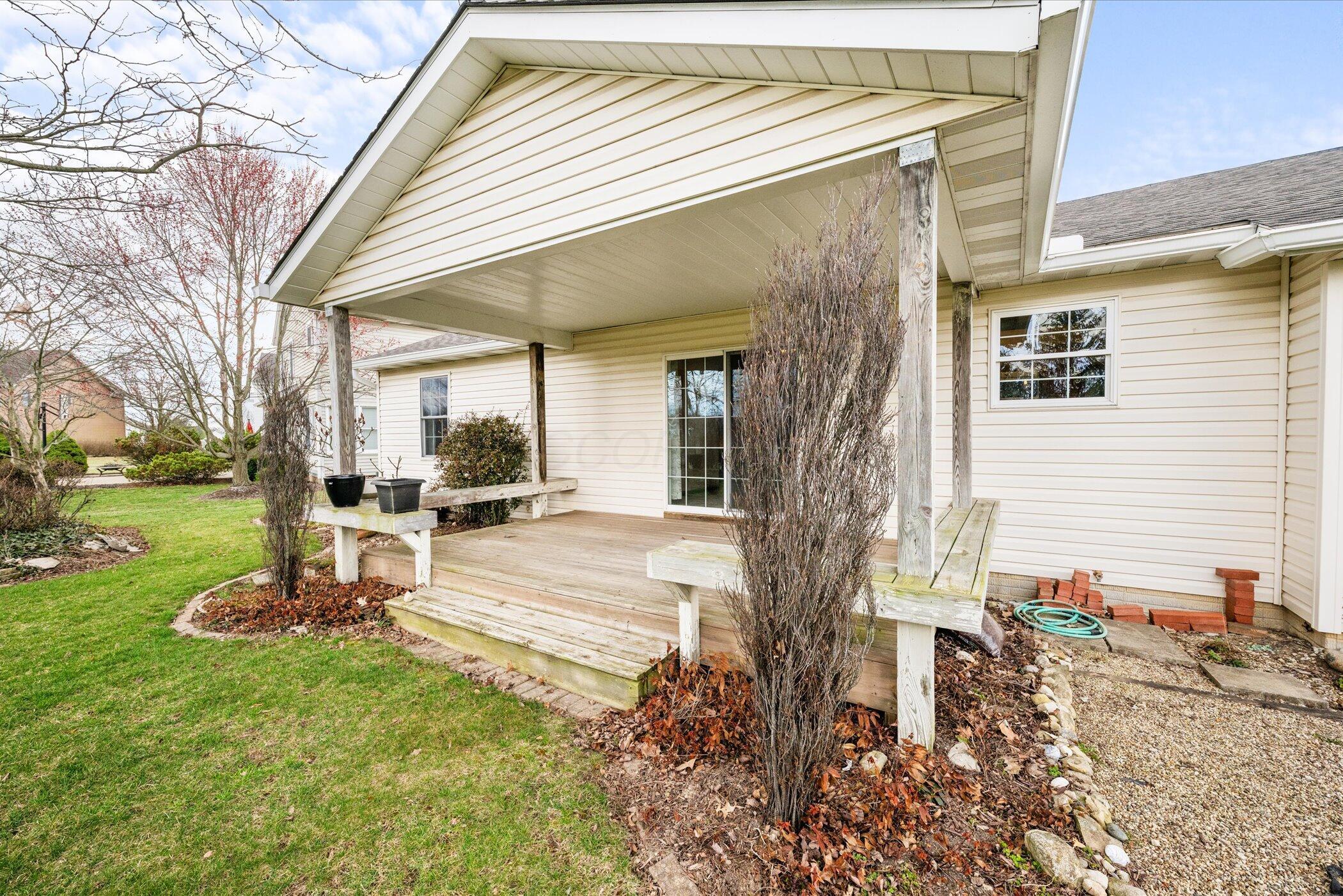 1260 Carmel Drive, Marysville, Ohio image 41