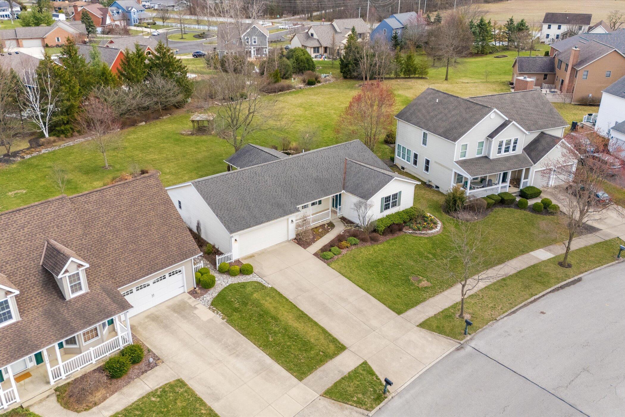 1260 Carmel Drive, Marysville, Ohio image 45