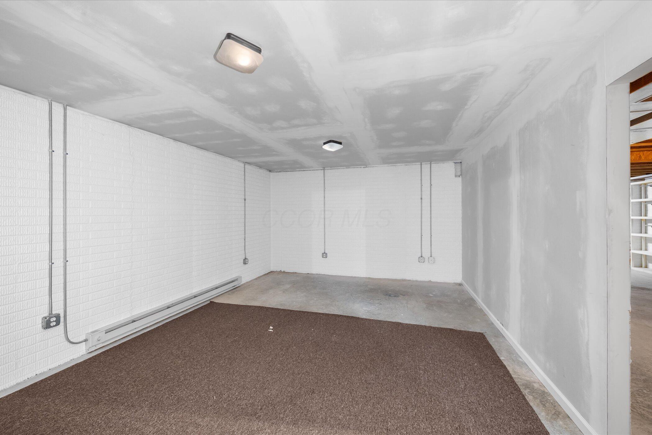 1260 Carmel Drive, Marysville, Ohio image 32