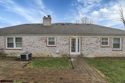 Tiny photo for 4391 Kendale Court, Columbus, OH 43220 (MLS # 226000780)