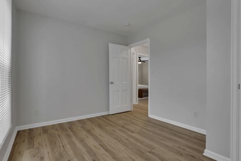 Tiny photo for 4391 Kendale Court, Columbus, OH 43220 (MLS # 226000780)