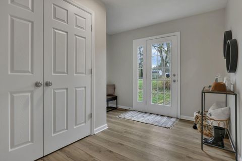 Tiny photo for 4391 Kendale Court, Columbus, OH 43220 (MLS # 226000780)