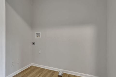 Tiny photo for 4391 Kendale Court, Columbus, OH 43220 (MLS # 226000780)