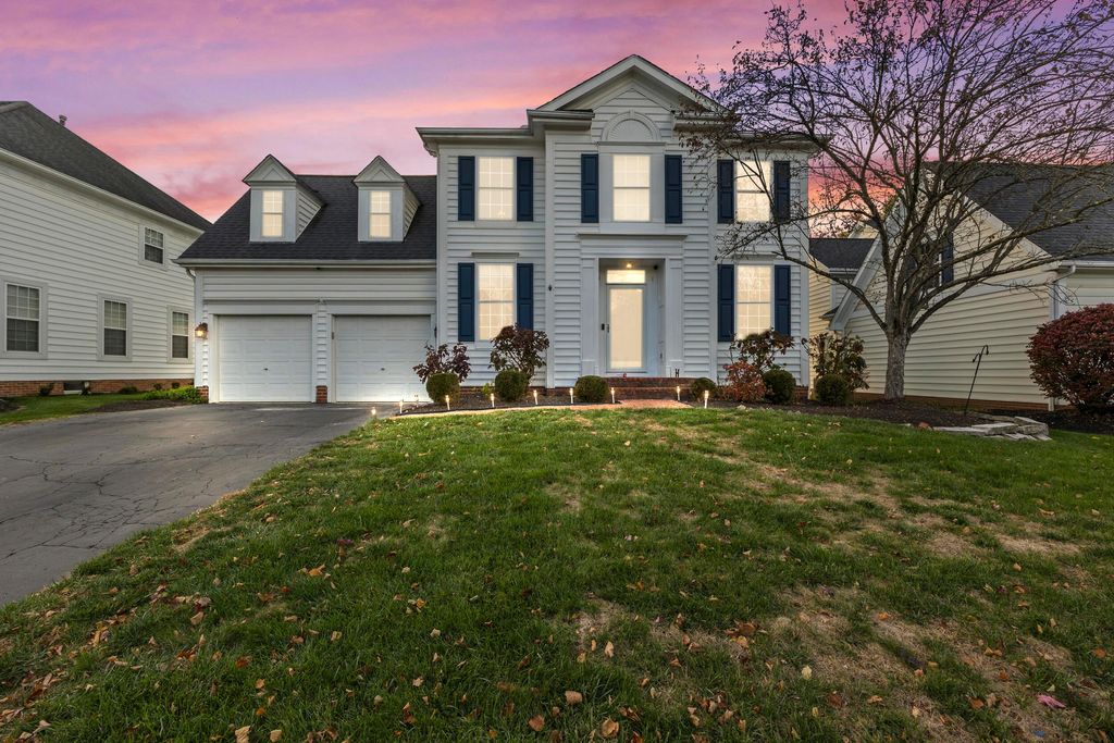 Photo of 7362 Tottenham Place, New Albany, OH 43054 (MLS # 225042053)