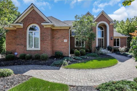 Photo of 209 Springbrook Place, Gahanna, OH 43230 (MLS # 225032231)