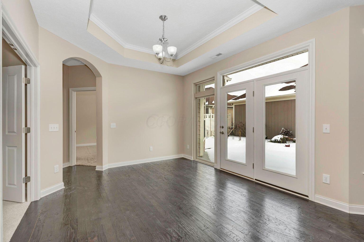 76 Courtyard Crossing Drive