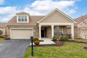 Photo of 76 Courtyard Crossing Drive, Powell, OH 43065 (MLS # 226019884)