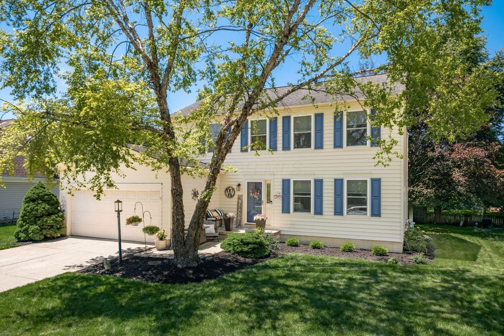 Photo of 2881 Bohlen Drive, Hilliard, OH 43026 (MLS # 226023132)
