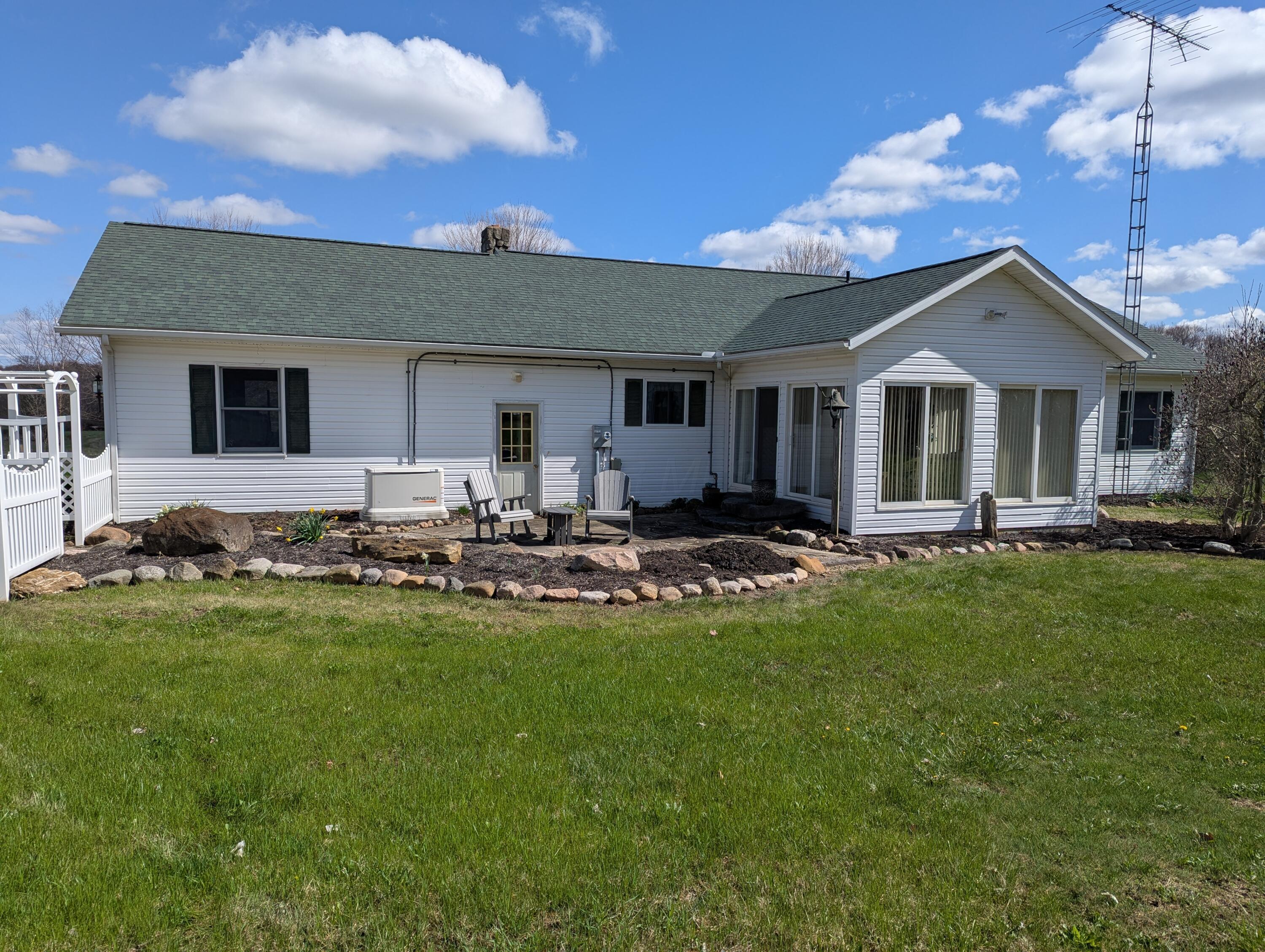 11333 Campbell Road, Mount Vernon, Ohio image 4