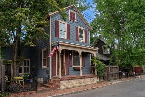 Photo of 178 Concord Place, Columbus, OH 43206 (MLS # 225037542)