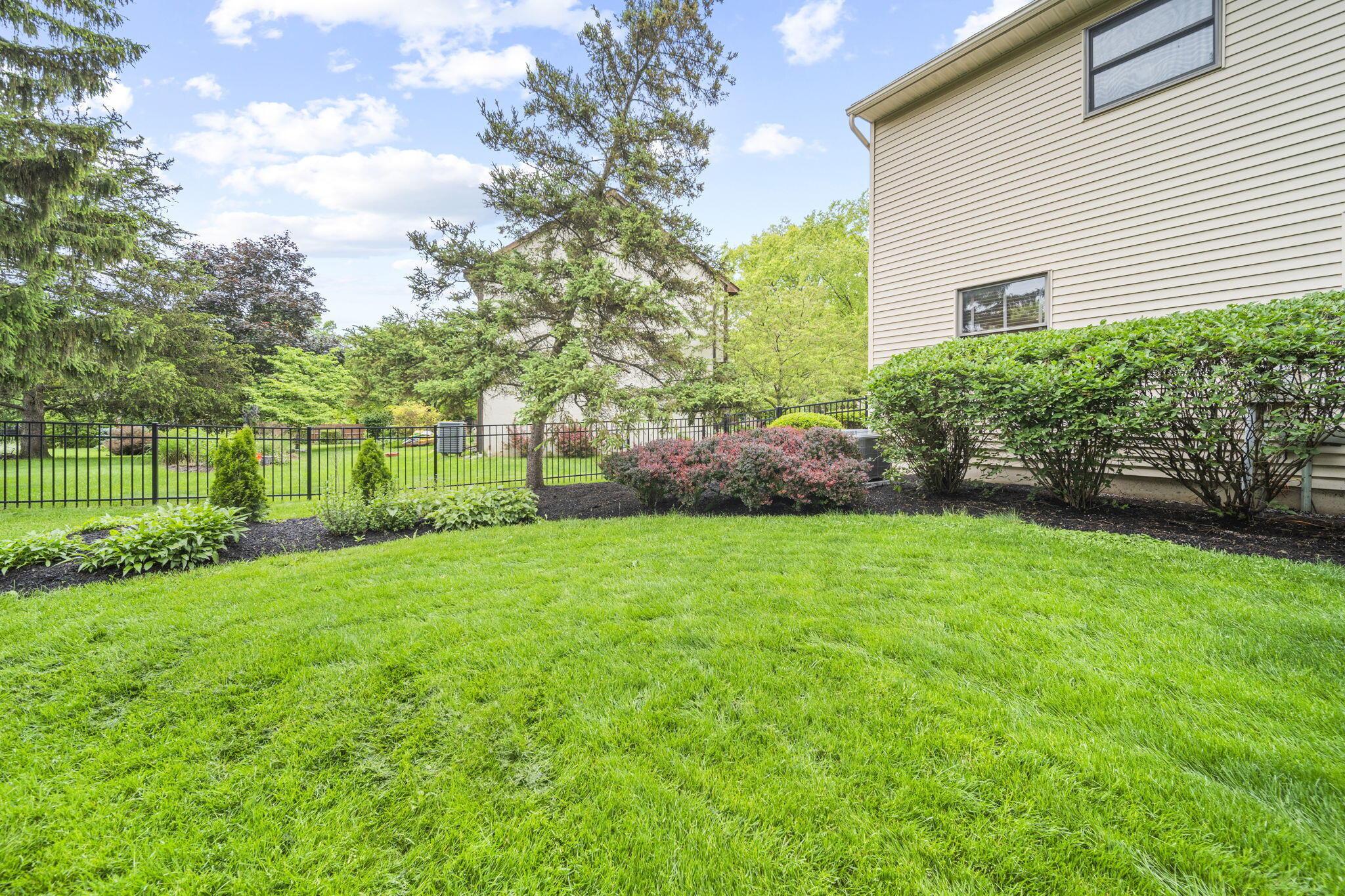 1009 Tall Tree Court, Westerville, Ohio image 35