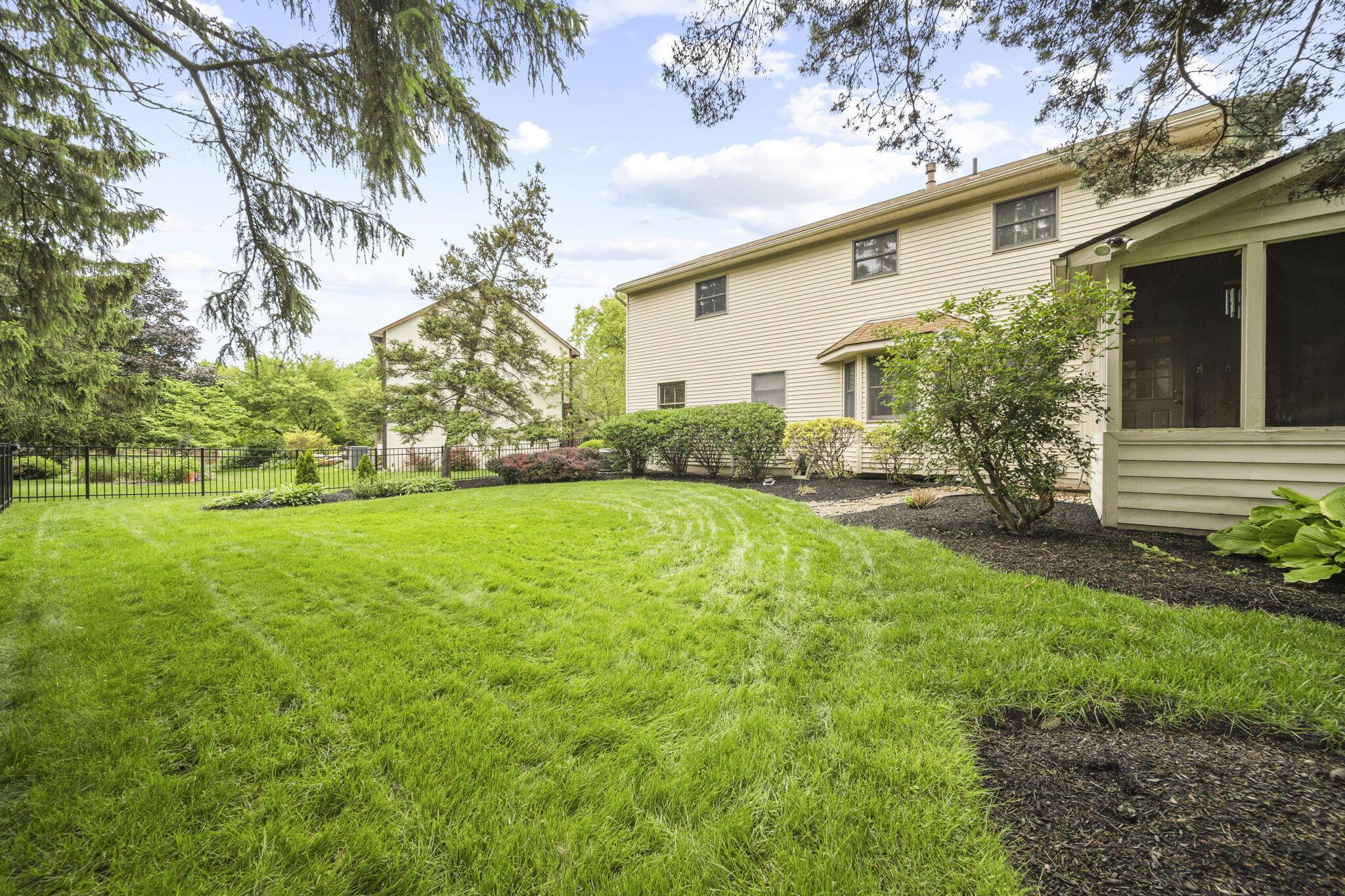 1009 Tall Tree Court, Westerville, Ohio image 37