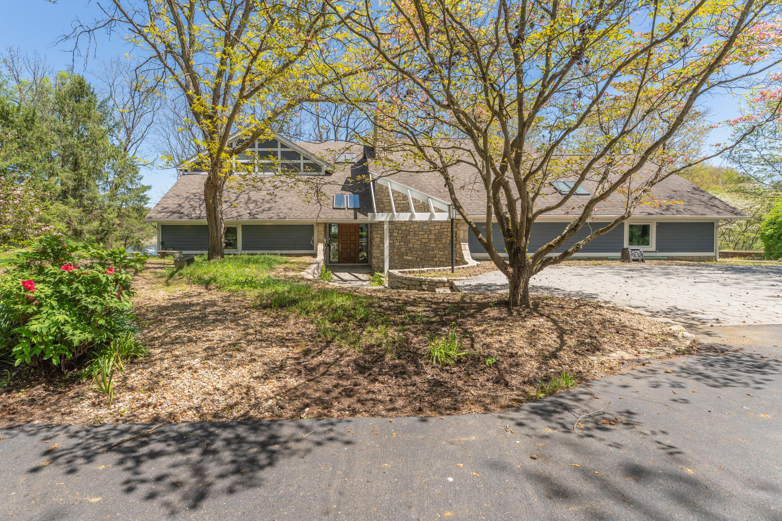29740 Blosser Road, Logan, Ohio image 2