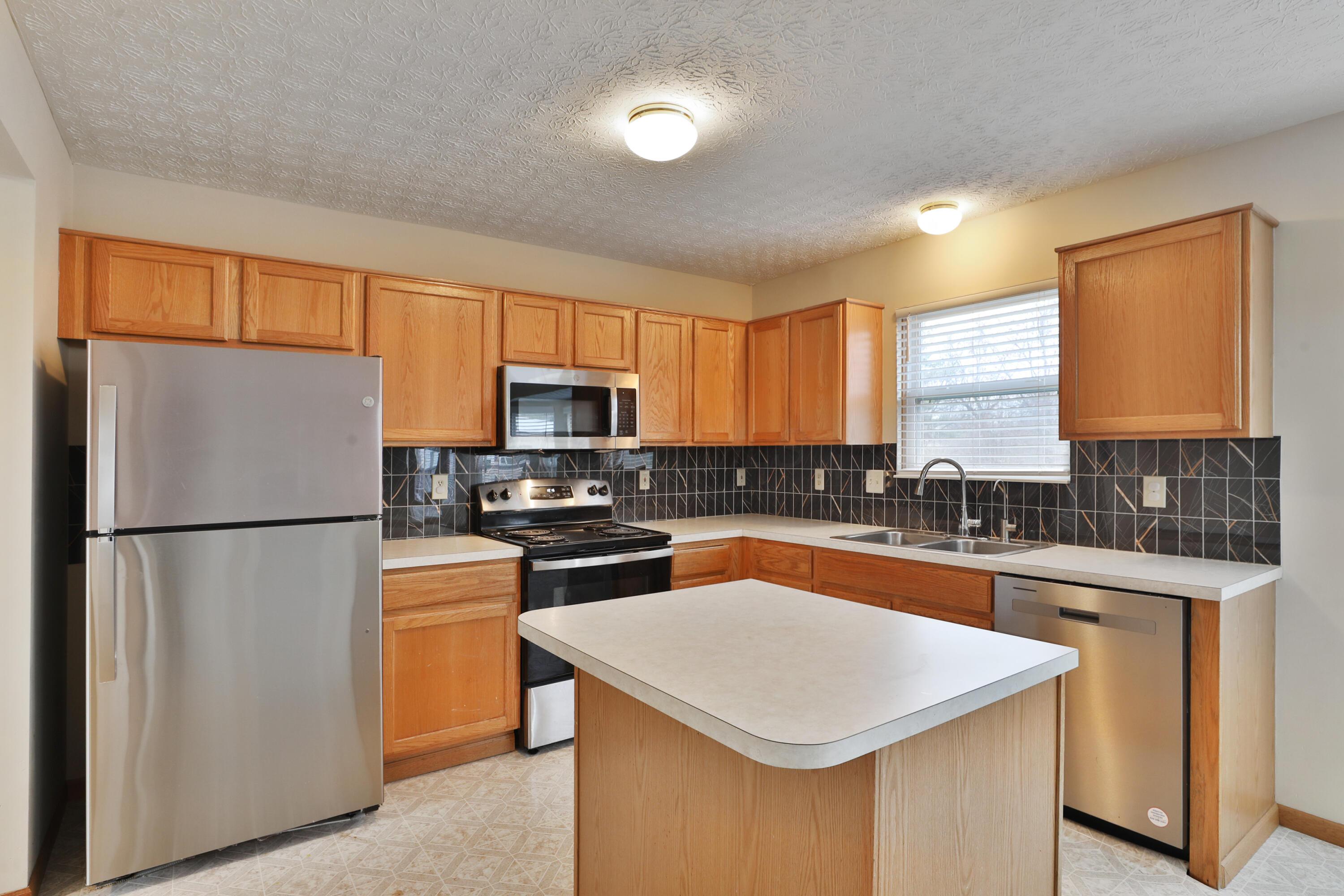 4207 Asbury Ridge Drive, Columbus, Ohio image 13