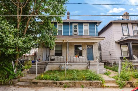 Photo of 355 E Innis Avenue, Columbus, OH 43207 (MLS # 226026866)