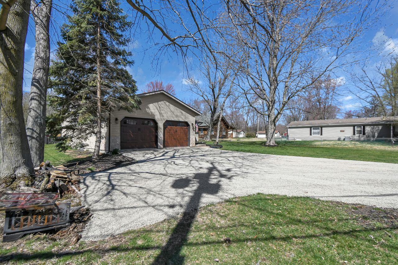 4490 N Bank Road, Buckeye Lake, Ohio image 2