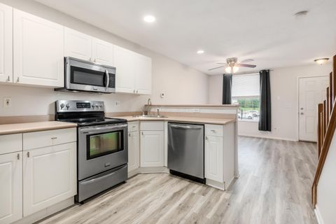 Tiny photo for 5829 Andrew John Drive 3 #3, New Albany, OH 43054 (MLS # 225029812)