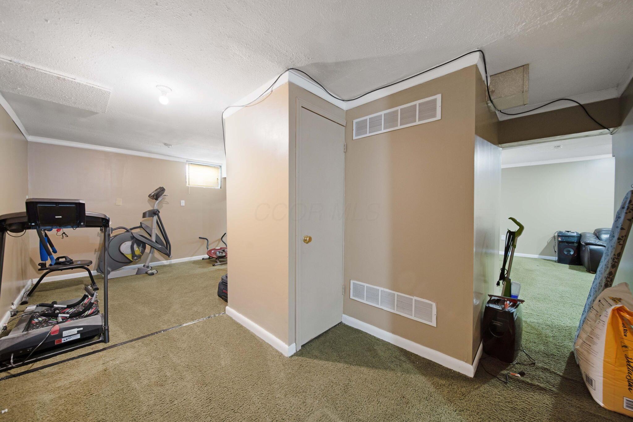 7619 Rippingale Street, Blacklick, Ohio image 38