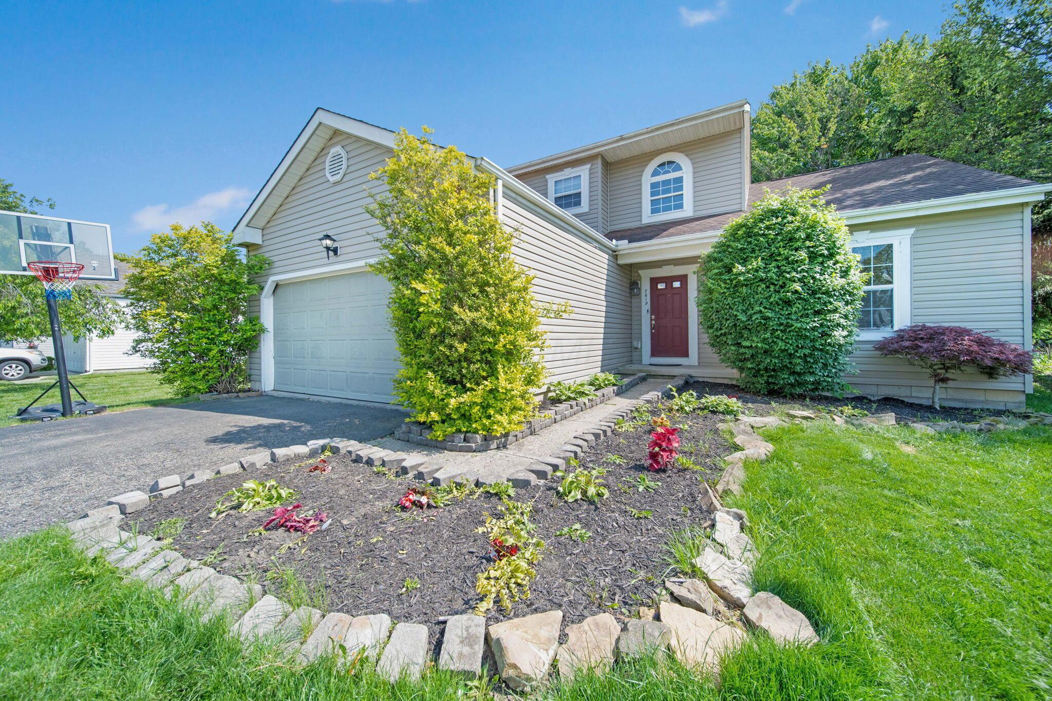 7619 Rippingale Street, Blacklick, Ohio image 2