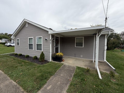 Photo of 417 N School Street, Amanda, OH 43102 (MLS # 226039127)