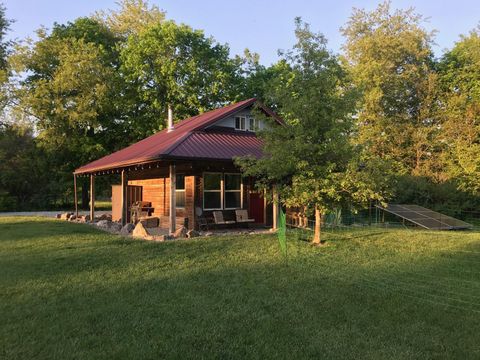 Photo of 19460 Goat Run Honey Fork Road, Logan, OH 43138 (MLS # 226018476)